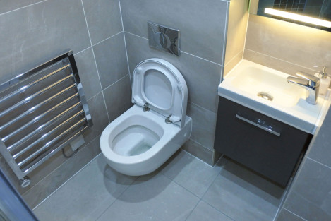 An En-suite from Scratch