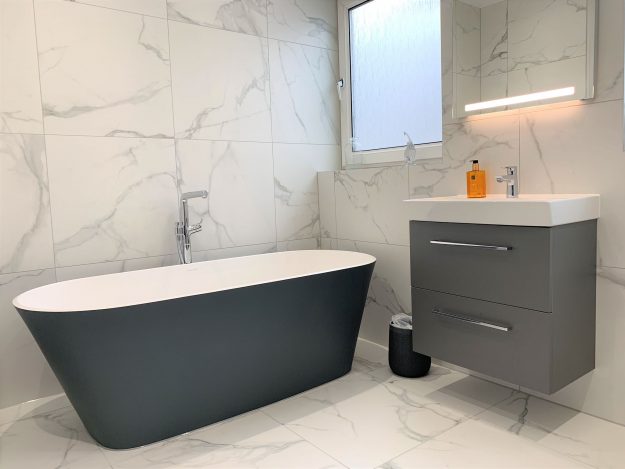 306967374_509227234536356_3688625423305048082_n bathroom issues